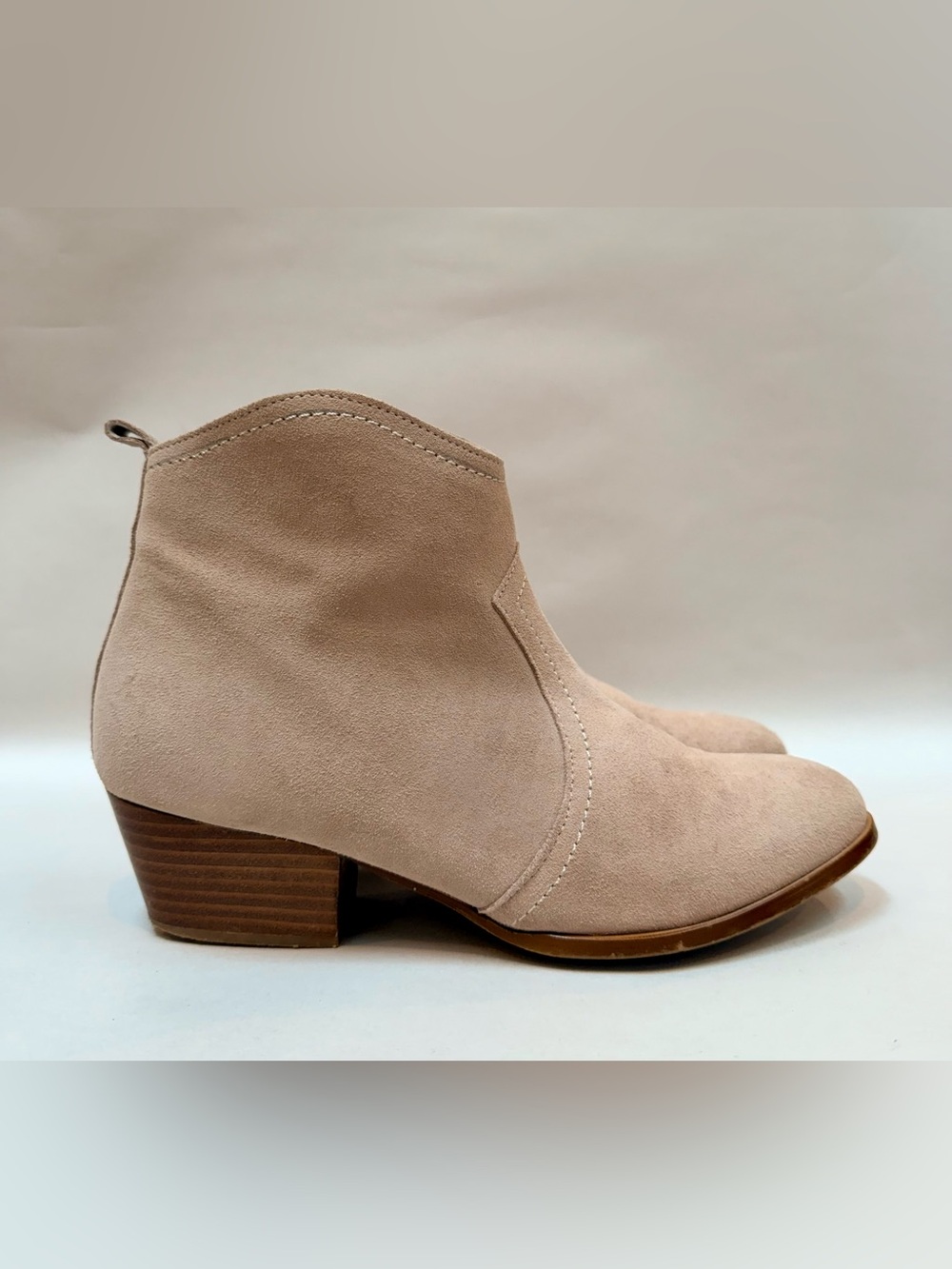 Anthropologie Rodeo Suede Boots Women 36 US 5.5 Beige Tan Booties Western